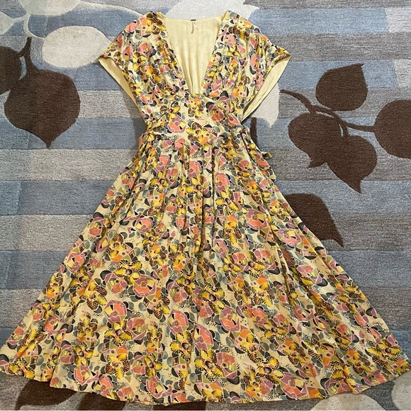 Free People Fitting in Floral Midi Dress - Picture 3 of 9